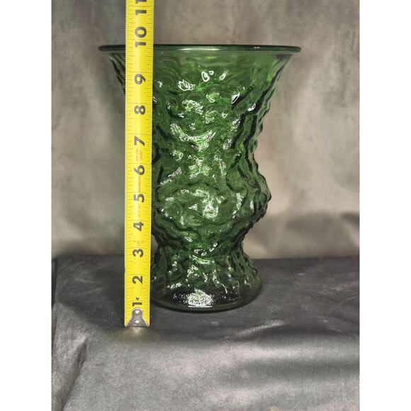 Vintage Green Glass Crinkle Vase - Picture 2 of 4